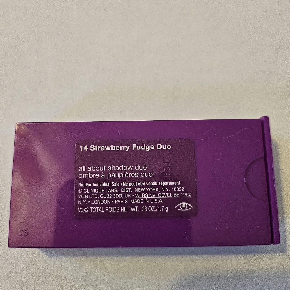 Clinique Eyeshadow Duo - Picture 3 of 3